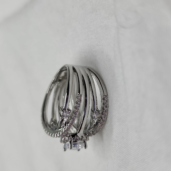 INFINITY DIAMOND RING🎄 - Picture 8 of 11